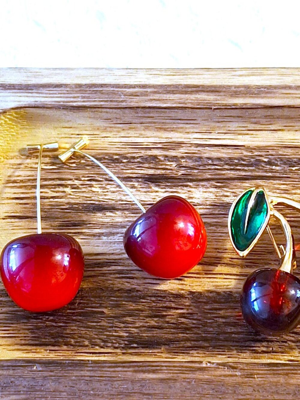 Cherry Brooch and Cherry Stem Dangle Earrings Set NWOT 4